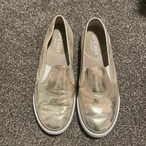 Sperry skip on sneakers